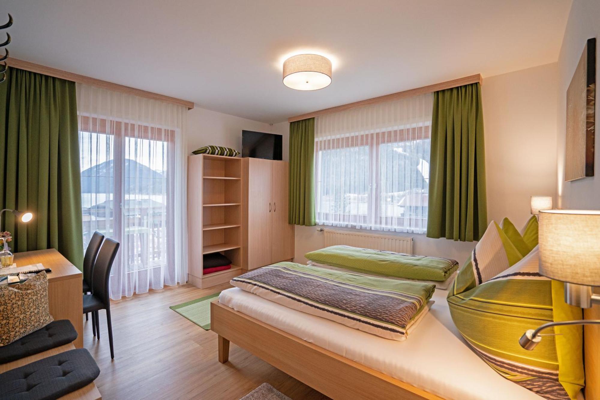 Haus Lackner Am Weissensee In Kaernten Kültér fotó